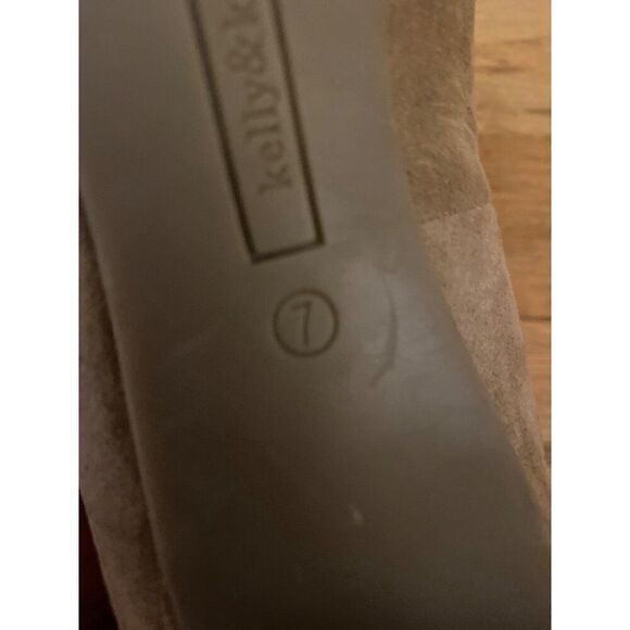 Kelly & Katie women's Taupe Suede 3.5" stiletto round toe Heels Size 7 - Picture 7 of 8